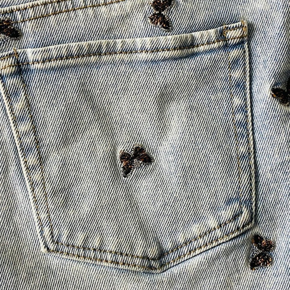 Tinseltown‎ Jean Shorts Junior Sz 5 Blue Distressed Denim Embroidered Butterfly - Picture 5 of 9